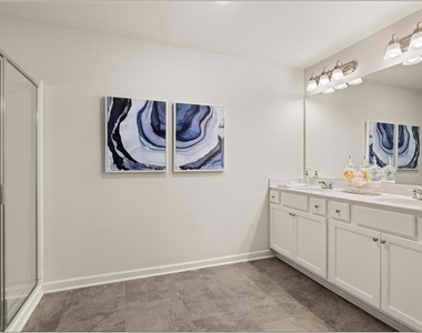 4521 Bishops Lane - Photo Thumbnail 10
