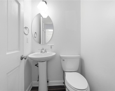 2207 Heritage Trace Drive - Photo Thumbnail 22