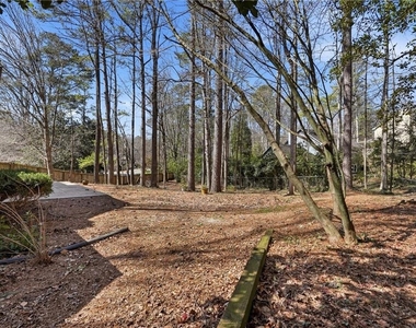 2207 Heritage Trace Drive - Photo Thumbnail 24