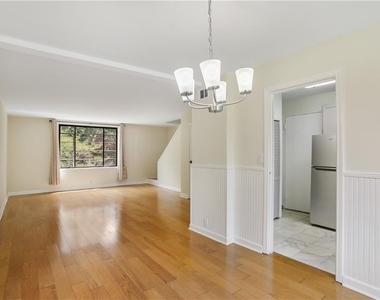 1160 Briarcliff Road Ne - Photo Thumbnail 7