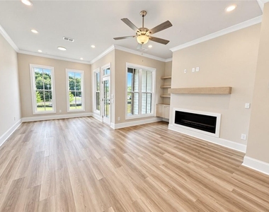 3185 Paley Drive - Photo Thumbnail 8
