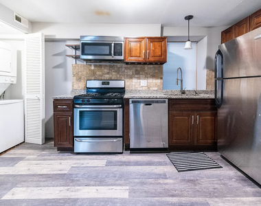 3516 W Belden Avenue - Photo Thumbnail 3