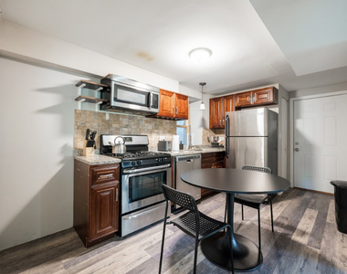 3516 W Belden Avenue - Photo Thumbnail 4