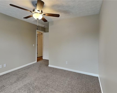3332 Country Creek Drive Nw - Photo Thumbnail 14