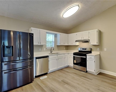 3332 Country Creek Drive Nw - Photo Thumbnail 4