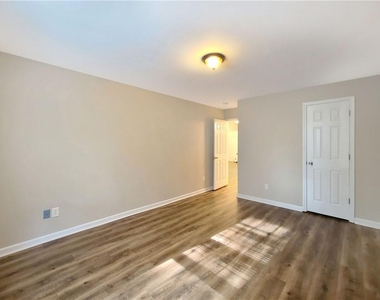 128 Brook Circle Se - Photo Thumbnail 28