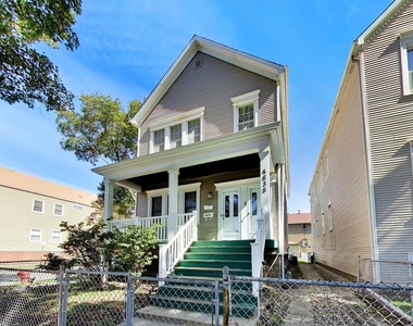 4635 S Union Avenue - Photo Thumbnail 1