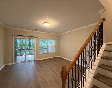 1105 Liberty Parkway Nw - Photo Thumbnail 3