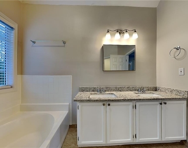 1180 Timber Walk Drive - Photo Thumbnail 10