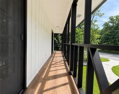 513 Scenic Highway - Photo Thumbnail 24