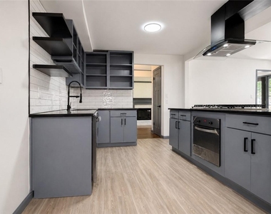 513 Scenic Highway - Photo Thumbnail 11