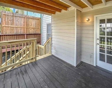 1044 Oaks Parkway Se - Photo Thumbnail 27