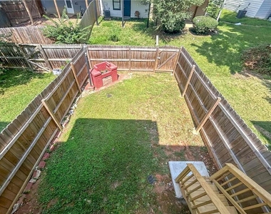 1044 Oaks Parkway Se - Photo Thumbnail 28