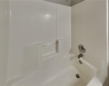 786 Beranda Circle - Photo Thumbnail 16