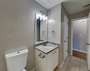 786 Beranda Circle - Photo Thumbnail 15