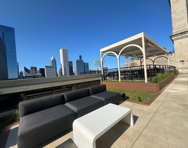 310 S Michigan Avenue - Photo Thumbnail 14