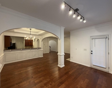 4970 Hastings Terrace - Photo Thumbnail 9