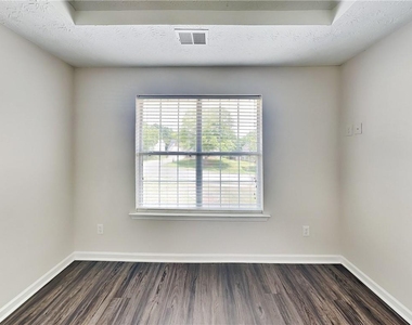1597 Beech Grove Drive - Photo Thumbnail 14