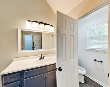 1597 Beech Grove Drive - Photo Thumbnail 12