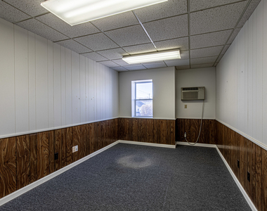 400 N Main Street - Photo Thumbnail 10