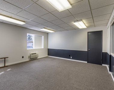 400 N Main Street - Photo Thumbnail 8