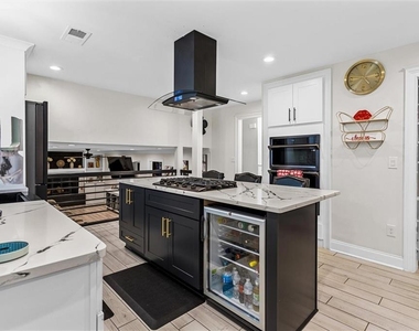 1515 Ridge Forest Lane - Photo Thumbnail 7