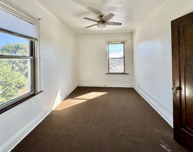1524 W 89th Street - Photo Thumbnail 3