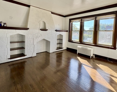 1524 W 89th Street - Photo Thumbnail 1