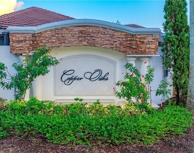 10132 N Golden Elm Drive - Photo Thumbnail 2
