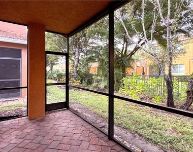 10132 N Golden Elm Drive - Photo Thumbnail 17