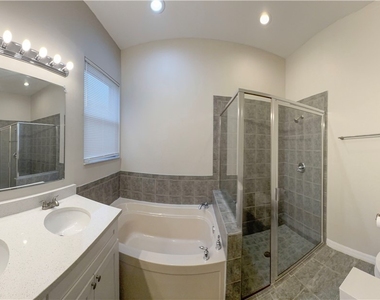 10132 N Golden Elm Drive - Photo Thumbnail 15