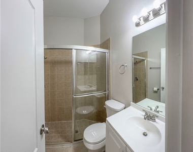 10132 N Golden Elm Drive - Photo Thumbnail 10