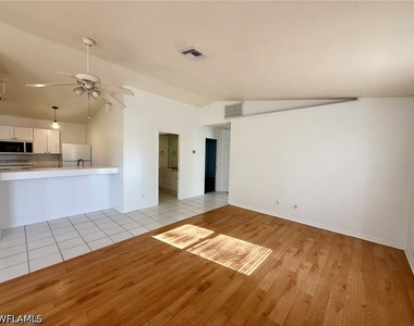 27501 Playa Del Rey Lane - Photo Thumbnail 3