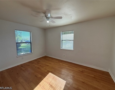 27501 Playa Del Rey Lane - Photo Thumbnail 19