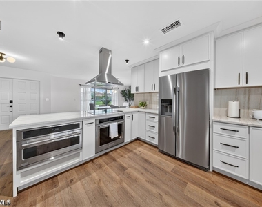 612 Sw 51st Terrace - Photo Thumbnail 6