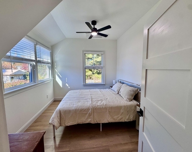 12 Park Ridge - Photo Thumbnail 19