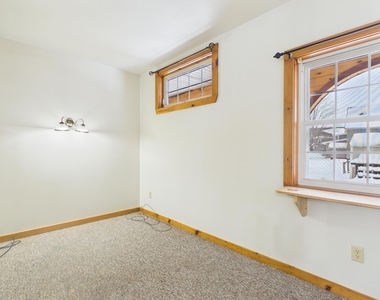 1555 Main - Photo Thumbnail 6
