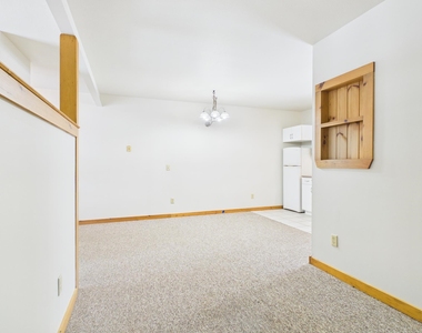 1555 Main - Photo Thumbnail 3