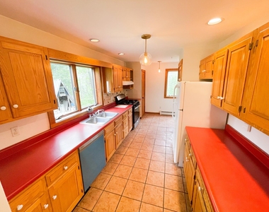 75 Hatley - Photo Thumbnail 7