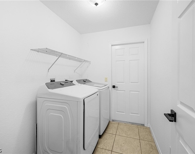 4318 Sw 9th Avenue - Photo Thumbnail 17