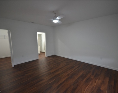 1820 French Street - Photo Thumbnail 15