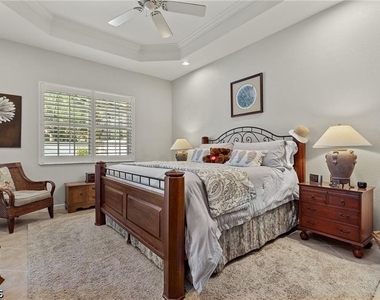 8872 King Henry Court - Photo Thumbnail 15