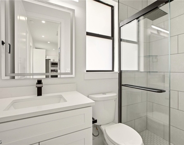 4820 Golfview Boulevard - Photo Thumbnail 17