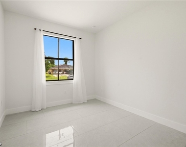 4820 Golfview Boulevard - Photo Thumbnail 20