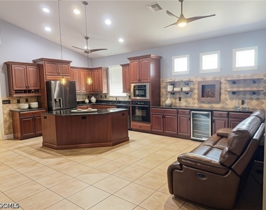 2911 Nw 14th Terrace - Photo Thumbnail 3