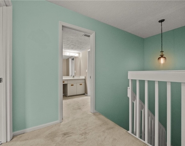 707 Hoover Dike Road - Photo Thumbnail 4