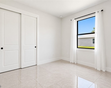 2426 Mae Avenue S - Photo Thumbnail 13