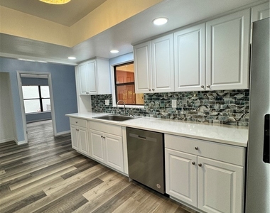 12601 Kelly Palm Drive - Photo Thumbnail 2