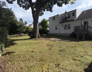 424-426 Greylock - Photo Thumbnail 18