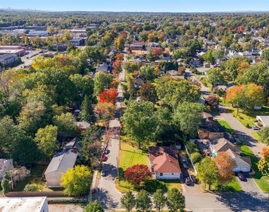 225 Walnut - Photo Thumbnail 35
